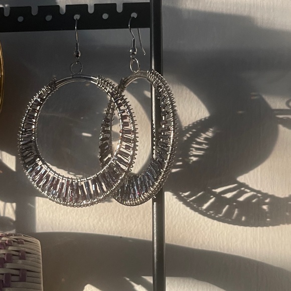 Silver-tone Metal Dangle Disc with Beads Earrings - Picture 3 of 5